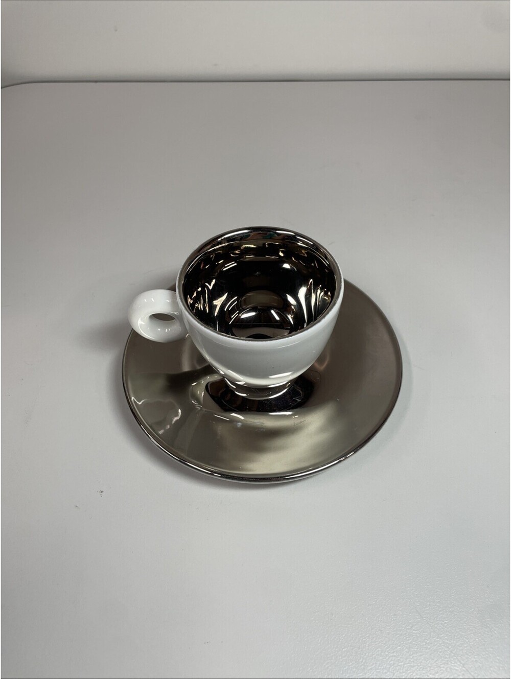 illy Anish Kapoor logo espresso cup RARE Limited Edition 2011